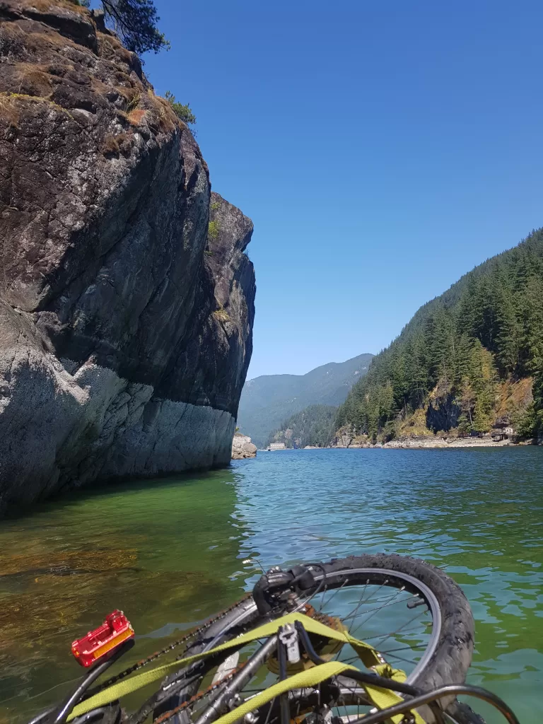 Making my way past the cliff at the north end of Twin Island